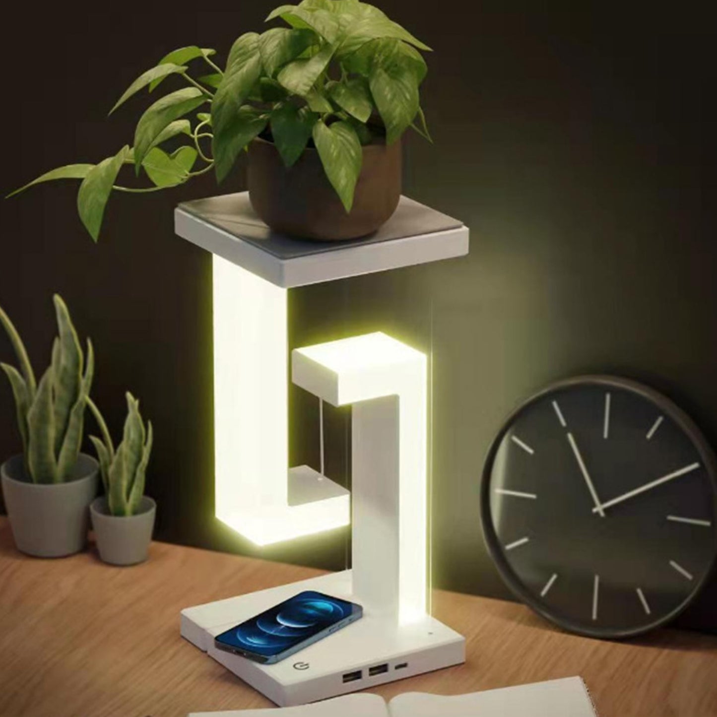 GlowDock Wireless Charging Lamp